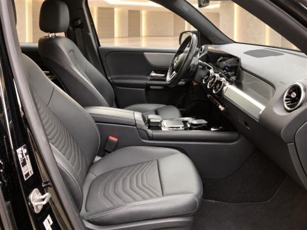 GLB 180 GLB 180 d Automatic Business