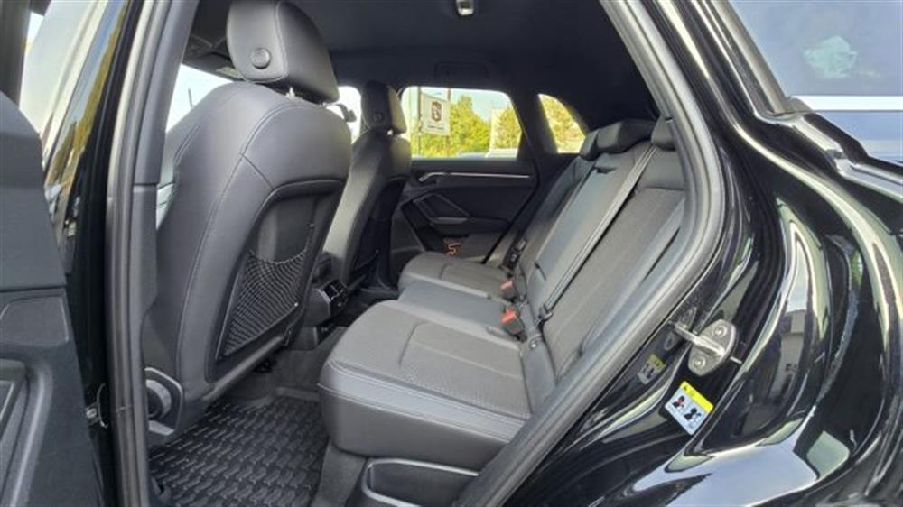 Q3 Q3 2.0 35 TDI S tronic