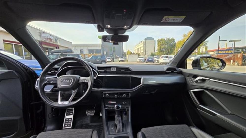 Q3 Q3 2.0 35 TDI S tronic