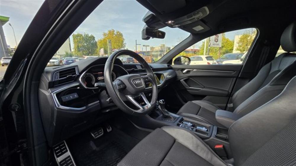 Q3 Q3 2.0 35 TDI S tronic