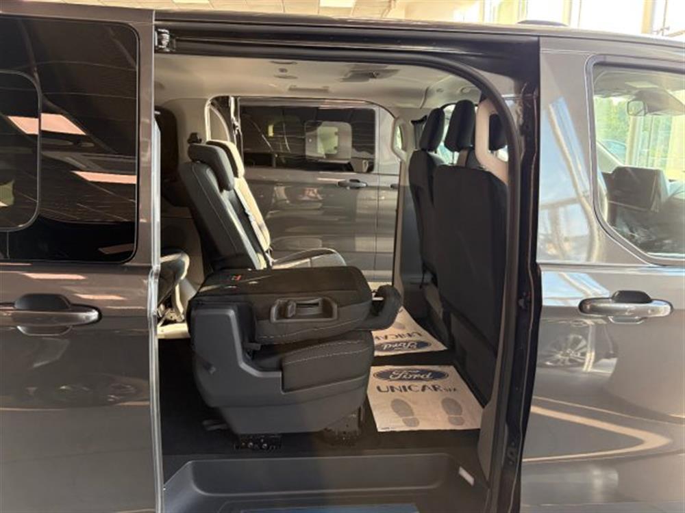 Transit Custom Transit Custom 320 L1 COMBI AWD 2.0