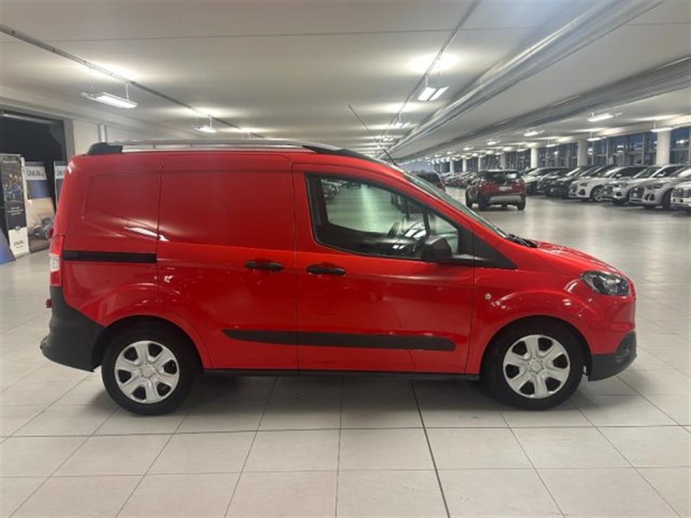 Transit Courier Transit Courier 1.500 DIESEL 100 CV
