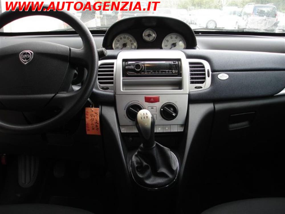 Ypsilon Ypsilon 1.3 MJT 75 CV Oro
