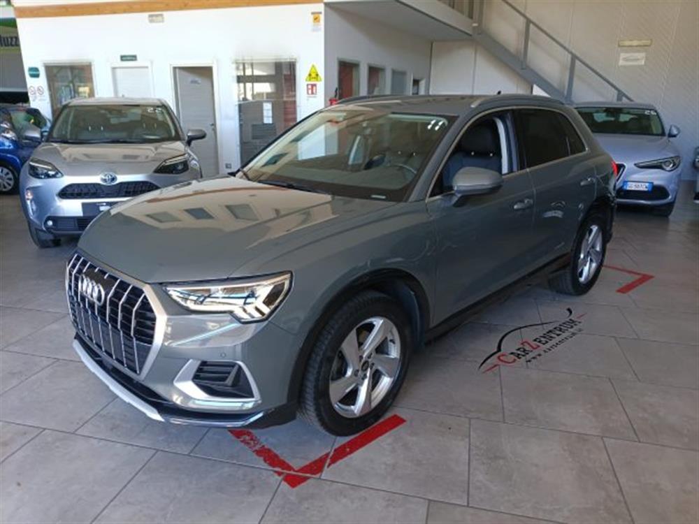 Q3 Q3 35 TDI quattro S tro