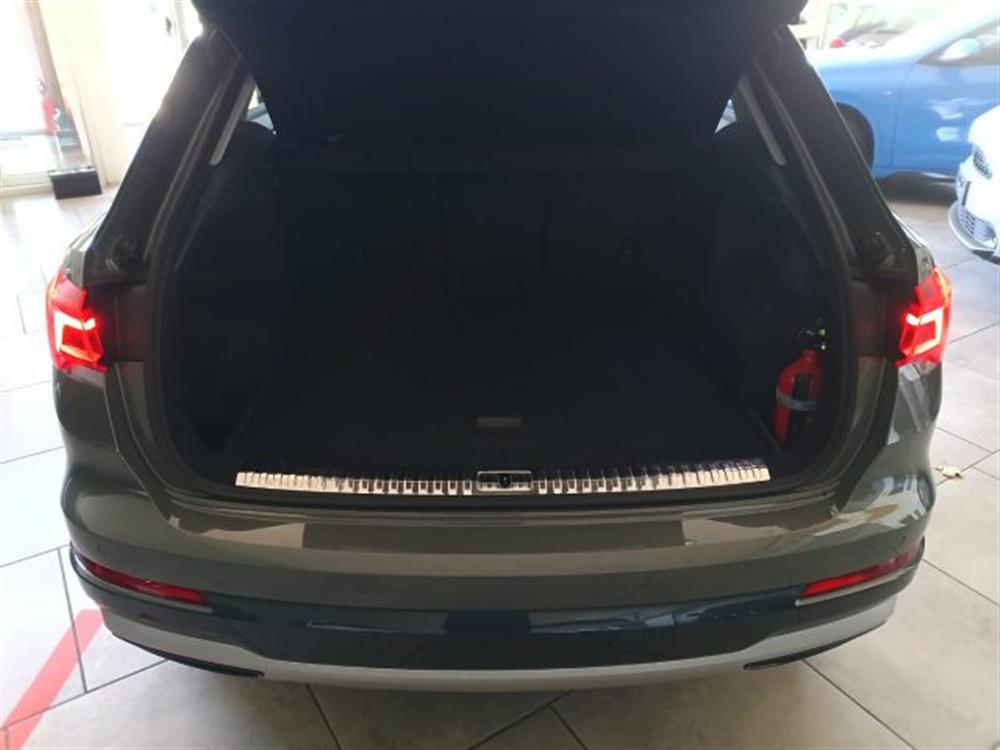 Q3 Q3 35 TDI quattro S tro