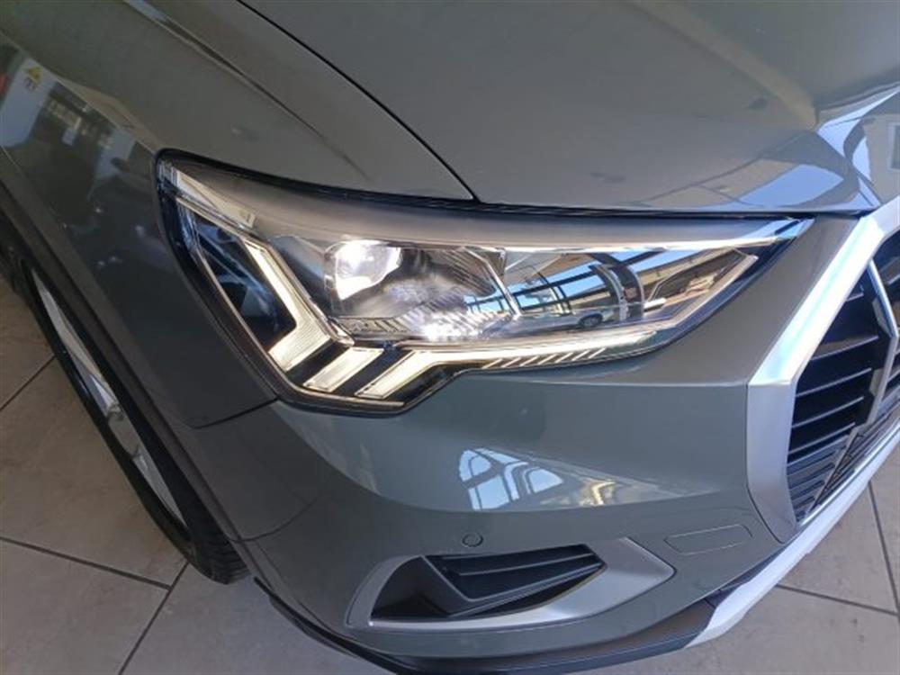 Q3 Q3 35 TDI quattro S tro