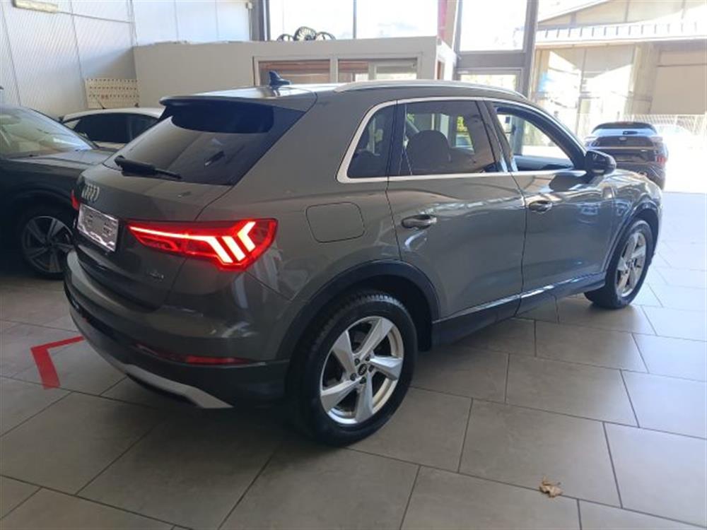 Q3 Q3 35 TDI quattro S tro