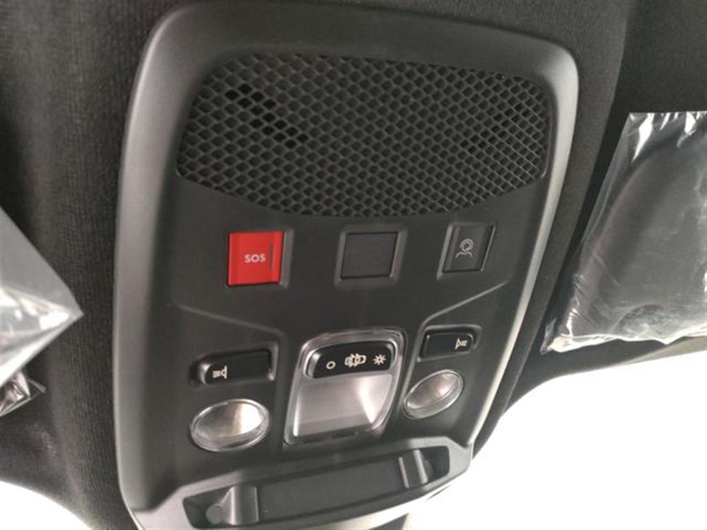 Junior Junior 1.2 145 CV Hybrid eD