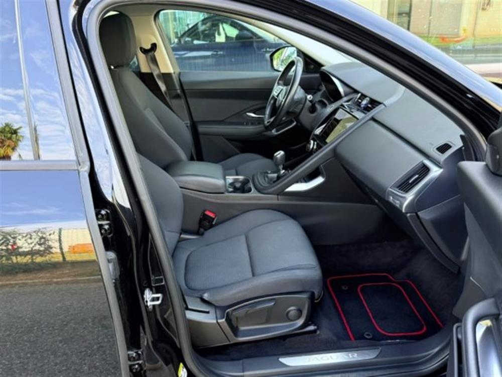 E-Pace E-Pace 2.0D I4 163 CV R-Dyn