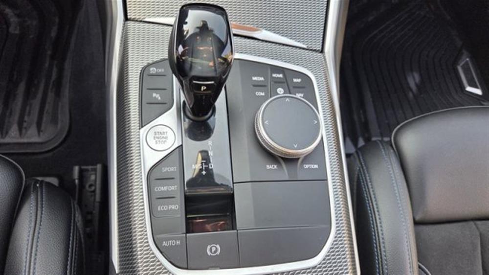 320 320 d 48V Touring Msport