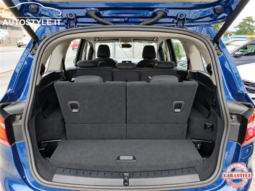 216 216 d Gran Tourer 7POSTI