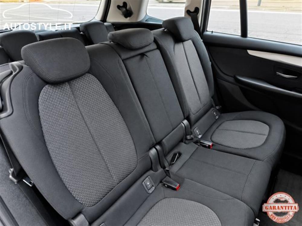 216 216 d Gran Tourer 7POSTI