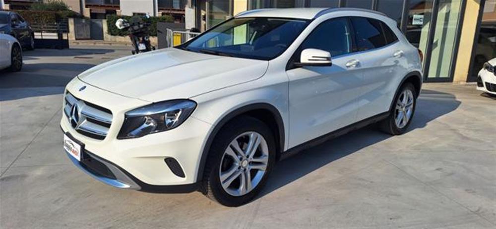 GLA 200 GLA 200 d Automatic Sport N°