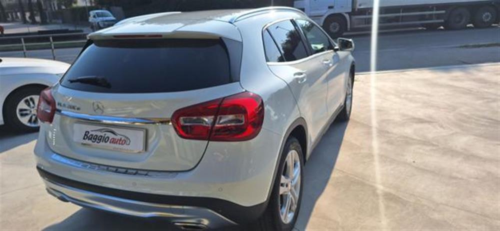 GLA 200 GLA 200 d Automatic Sport N°