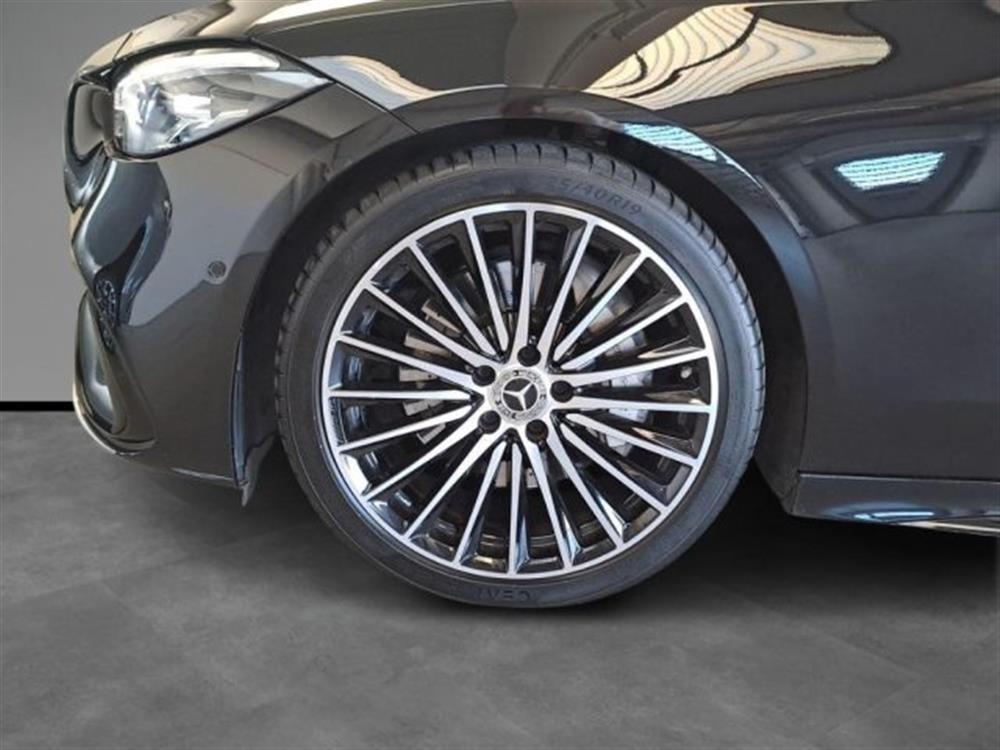 C 220 C 220 d Mild hybrid S.W. 4