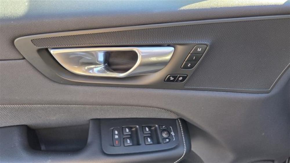 XC60 XC60 B4 automatico Plus D