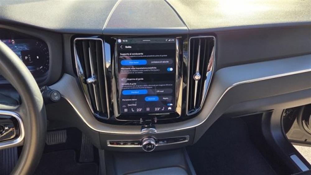 XC60 XC60 B4 automatico Plus D