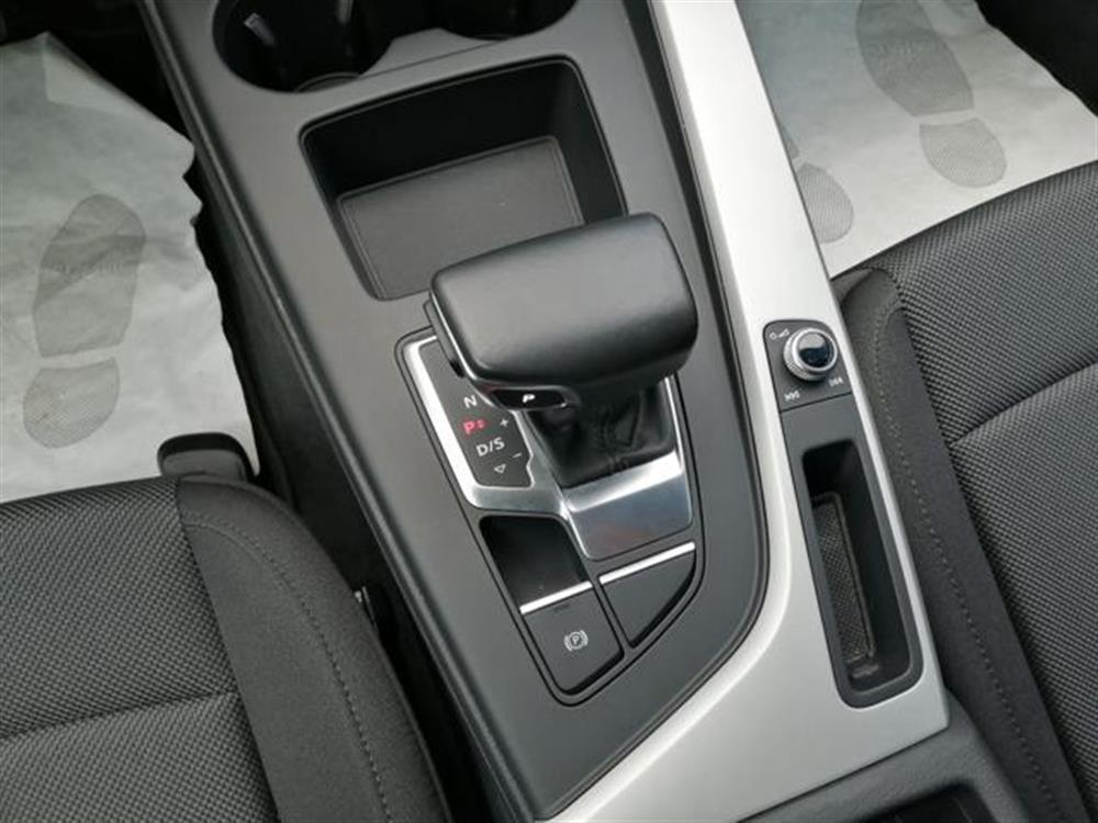 A4 A4 Avant 40 TDI S troni