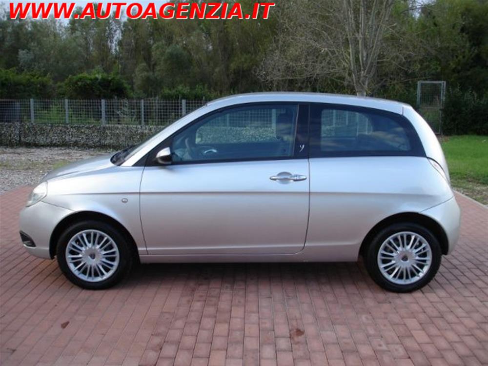 Ypsilon Ypsilon 1.3 MJT 75 CV Oro