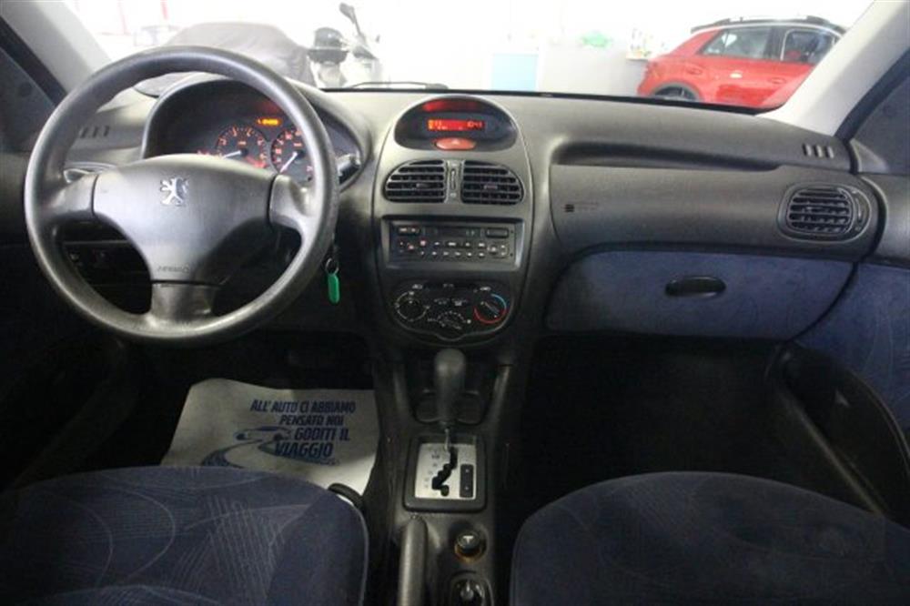 206 206 1.4 3p. XR AUTOMATIC