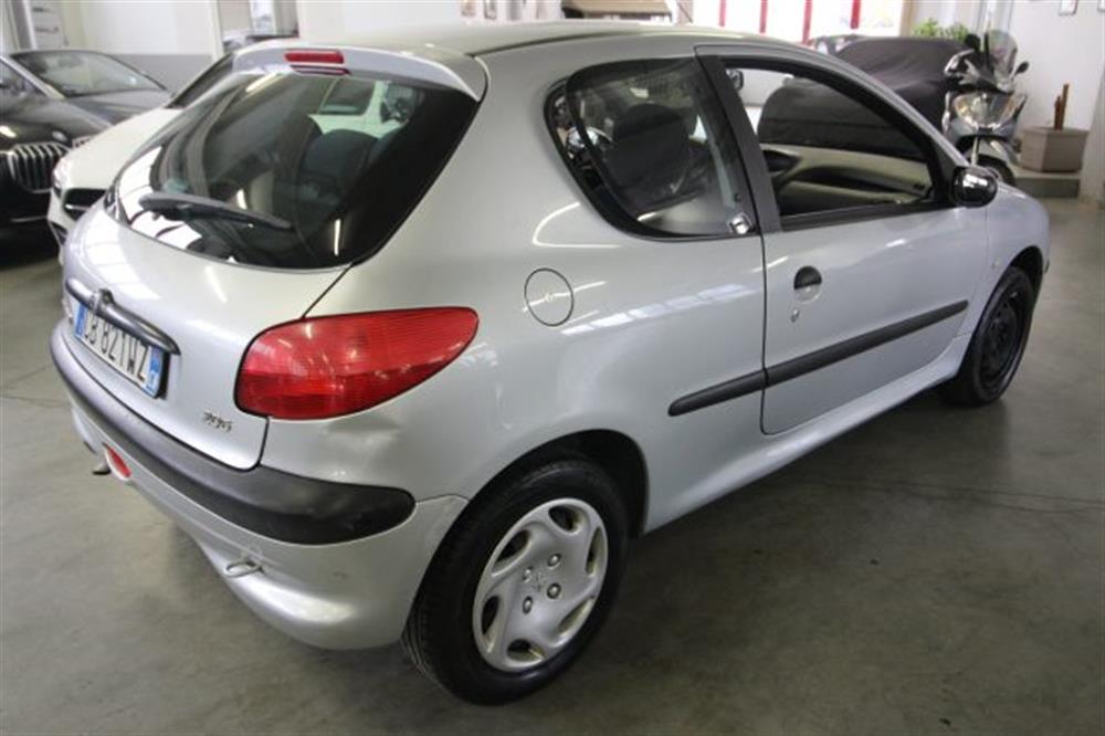 206 206 1.4 3p. XR AUTOMATIC