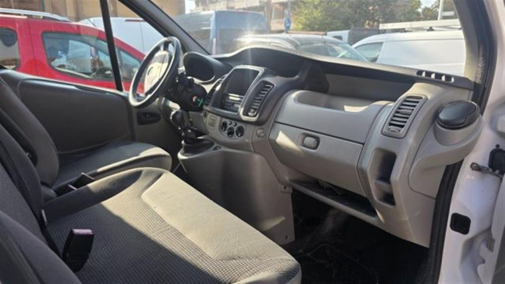 Vivaro Vivaro 27 2.0 CDTI 120CV PC