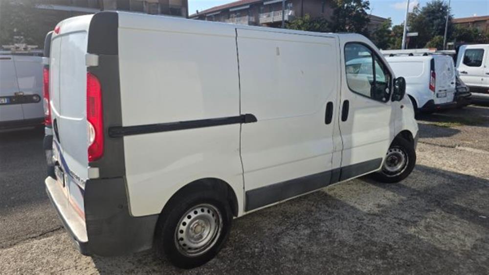 Vivaro Vivaro 27 2.0 CDTI 120CV PC