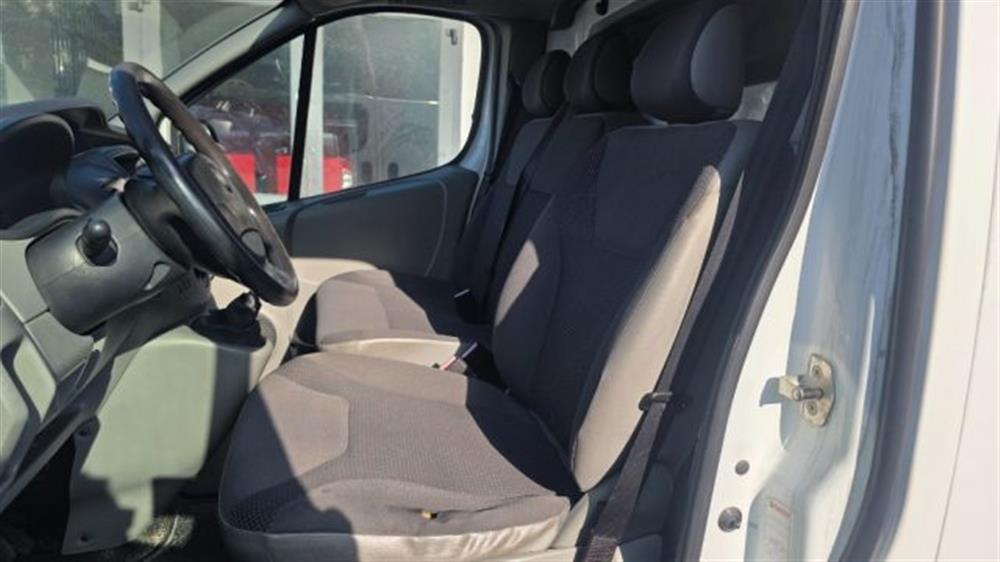 Vivaro Vivaro 27 2.0 CDTI 120CV PC