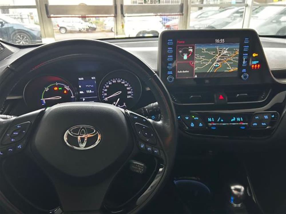C-HR C-HR 2.0 Hybrid E-CVT Pre