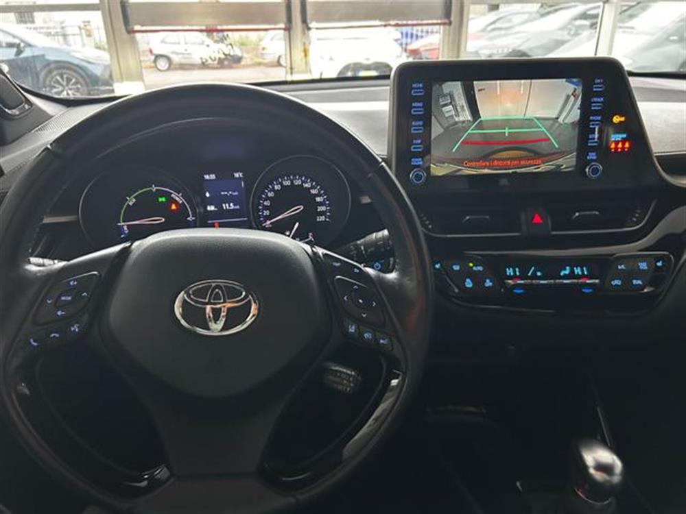 C-HR C-HR 2.0 Hybrid E-CVT Pre