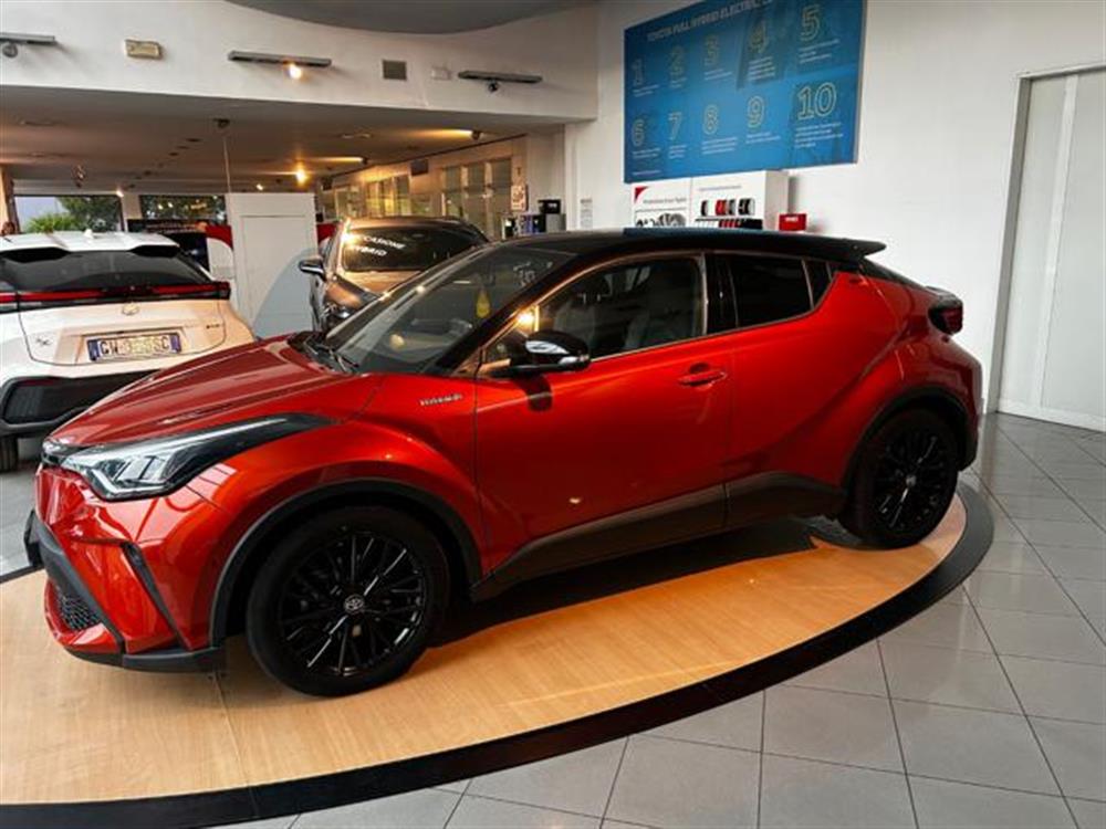 C-HR C-HR 2.0 Hybrid E-CVT Pre