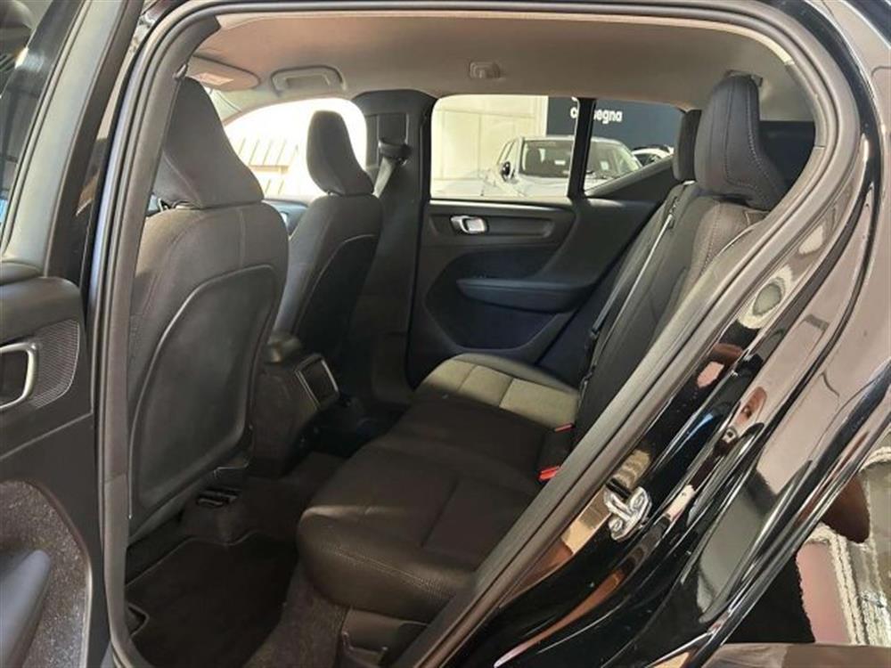 XC40 XC40 2.0 D3 Momentum my20