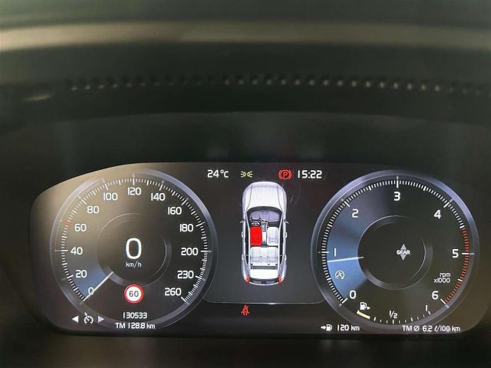 XC40 XC40 2.0 D3 Momentum my20