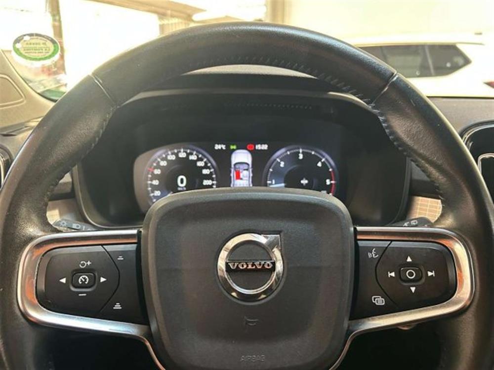 XC40 XC40 2.0 D3 Momentum my20