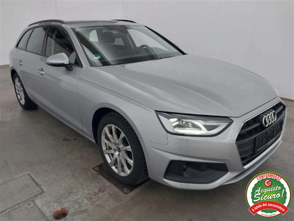 A4 A4 Avant 35 TFSI S tron