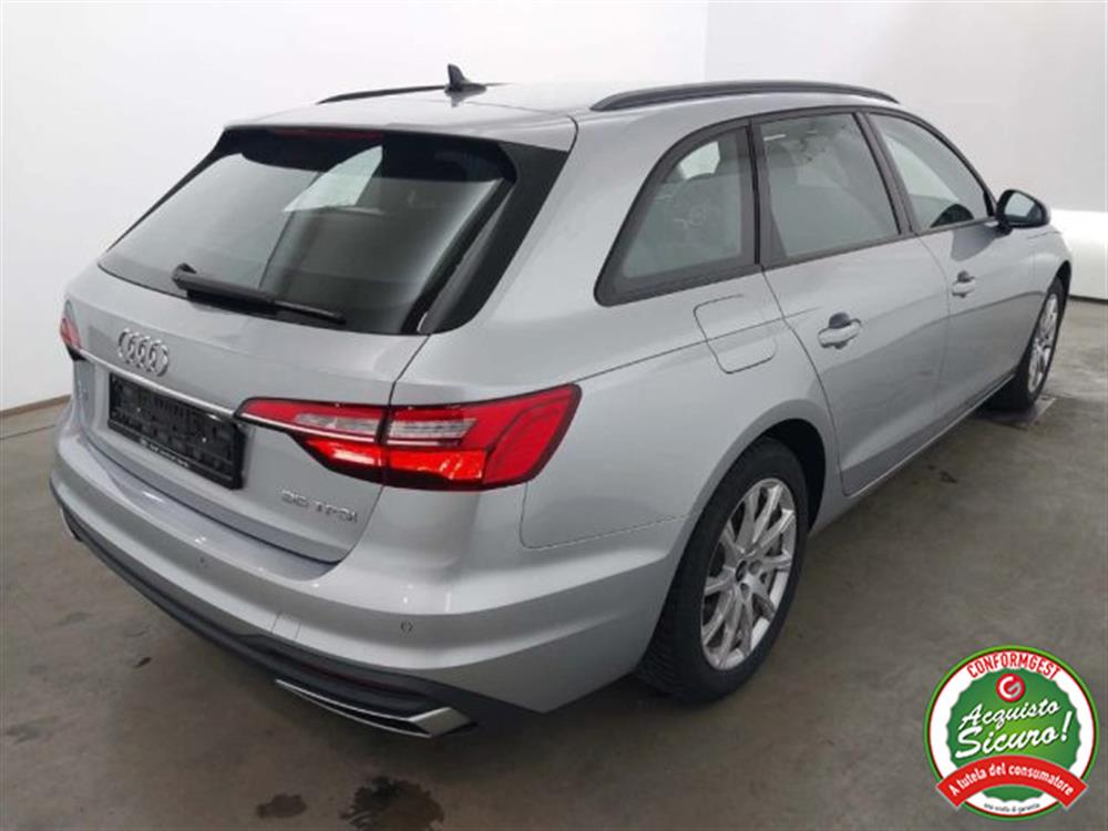 A4 A4 Avant 35 TFSI S tron