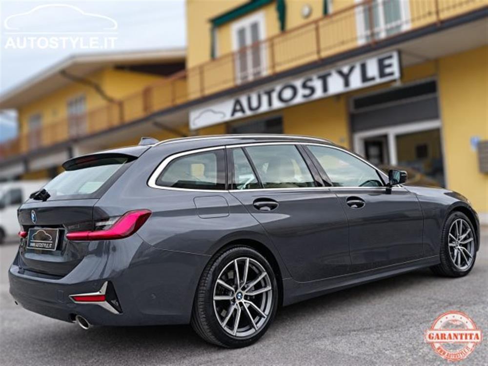 320 320 d Touring LUXURY STE