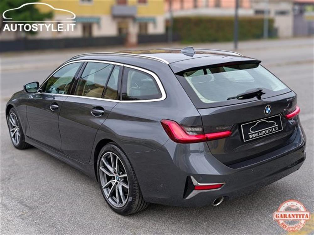 320 320 d Touring LUXURY STE