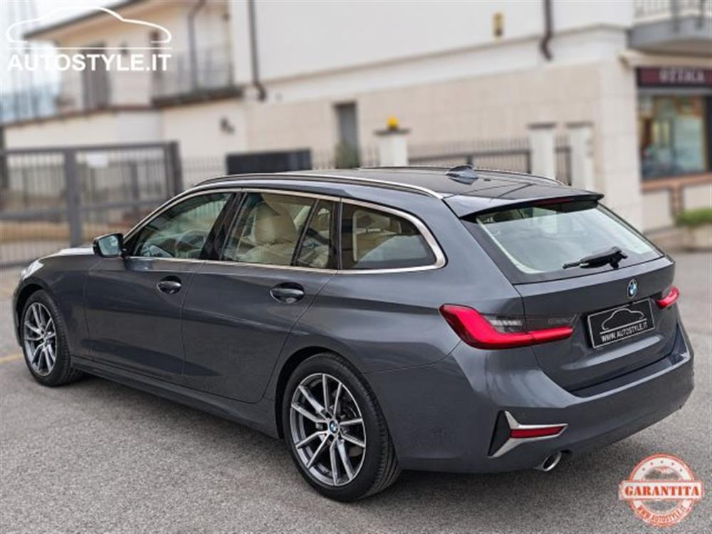 320 320 d Touring LUXURY STE