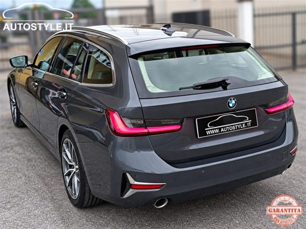 320 320 d Touring LUXURY STE