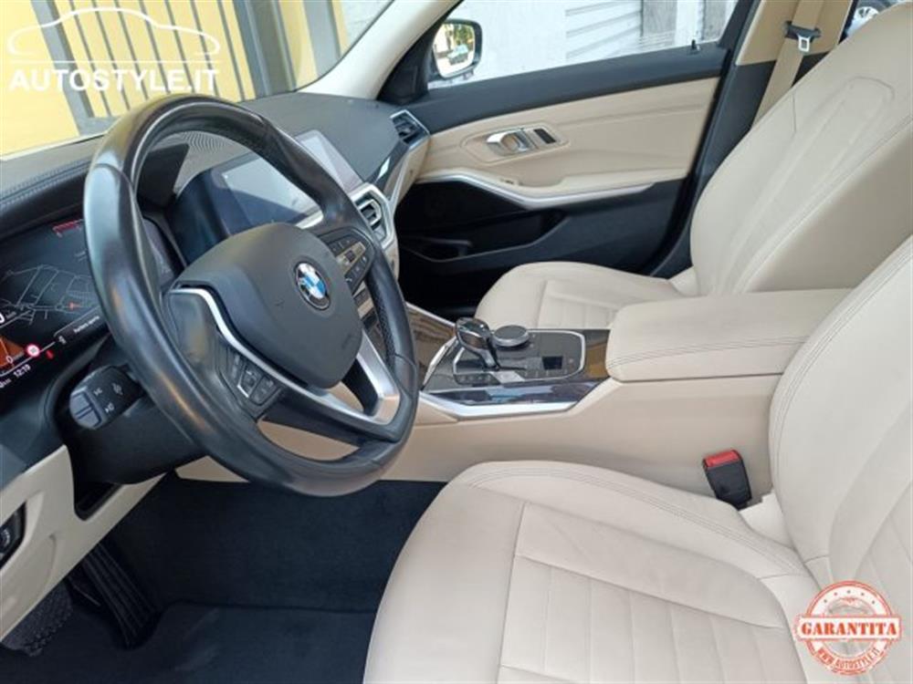 320 320 d Touring LUXURY STE