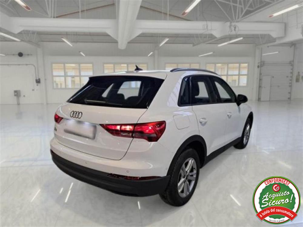 Q3 Q3 35 TDI S tronic Busi