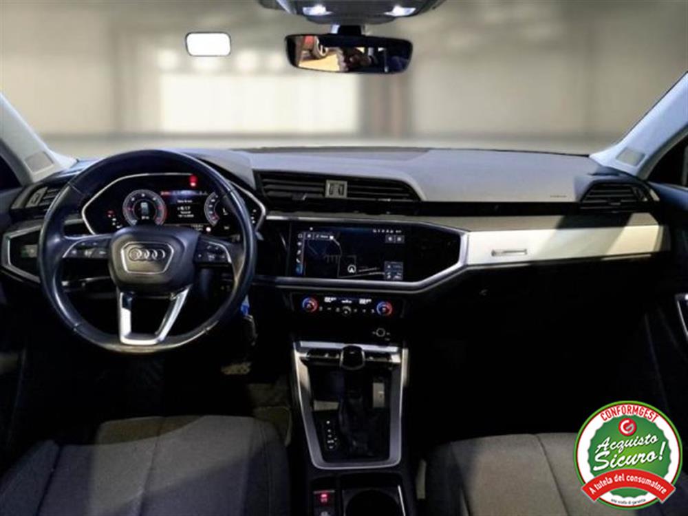 Q3 Q3 35 TDI S tronic Busi