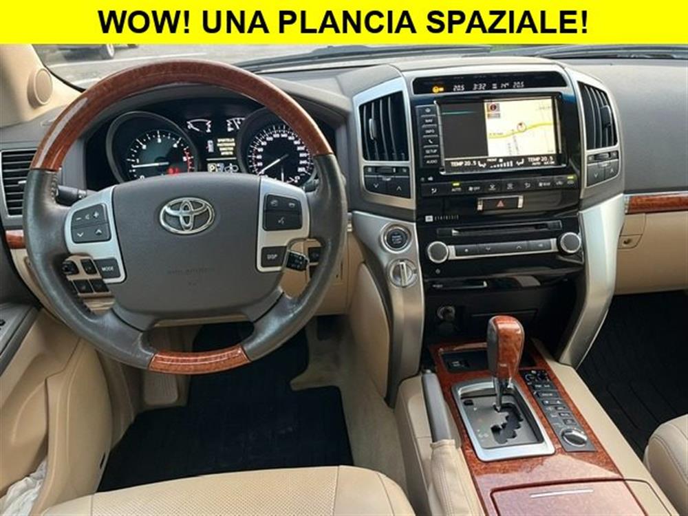 Land Cruiser Land Cruiser V8 4.5 7 posti
