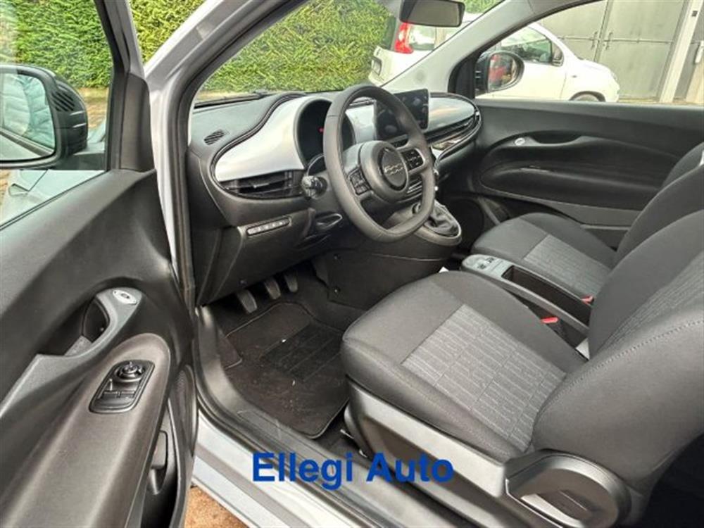 500 500 Berlina Hybrid Icon