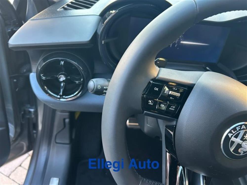 Junior Junior 1.2 145 CV Hybrid eD
