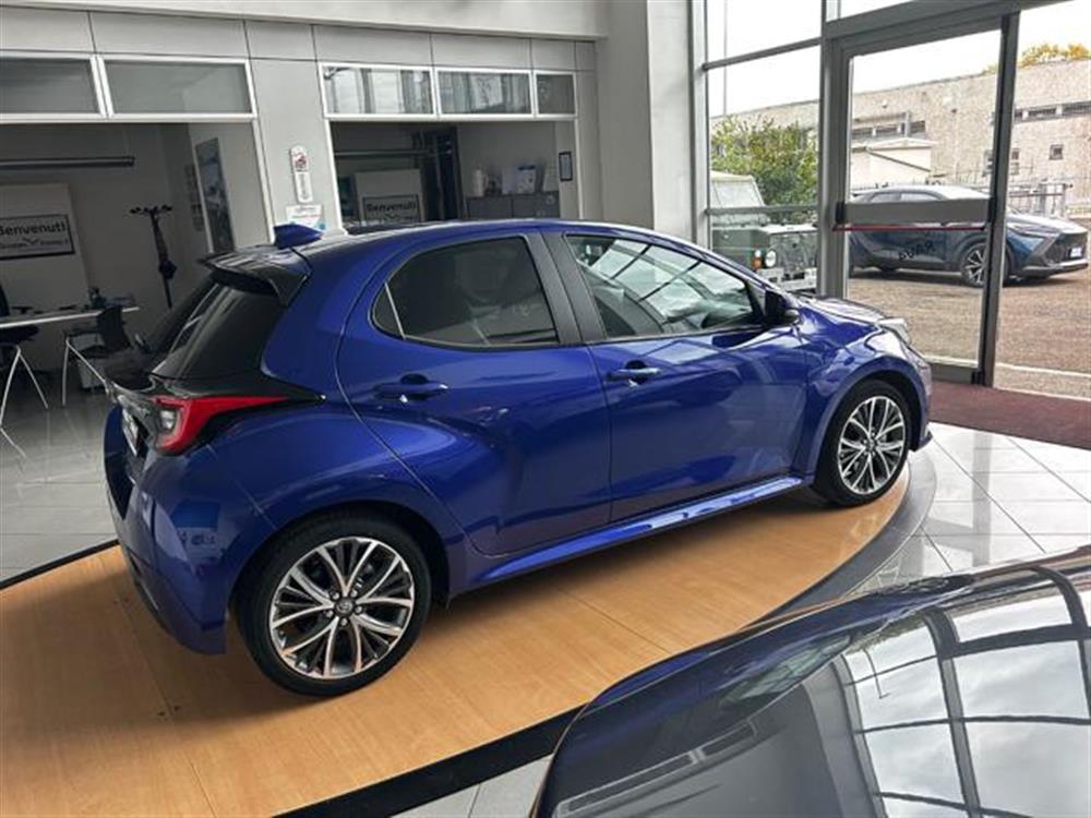 Yaris Yaris 1.5 130 Hybrid 5 por
