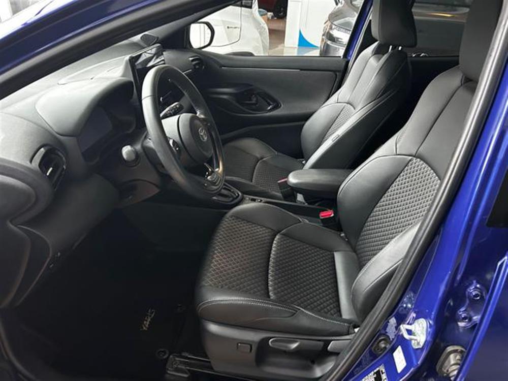 Yaris Yaris 1.5 130 Hybrid 5 por
