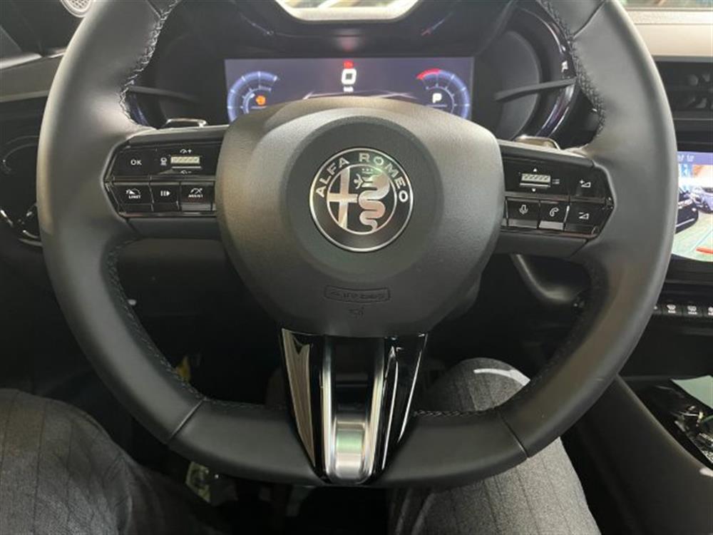 Junior Junior 1.2 ibrida Ti 145cv