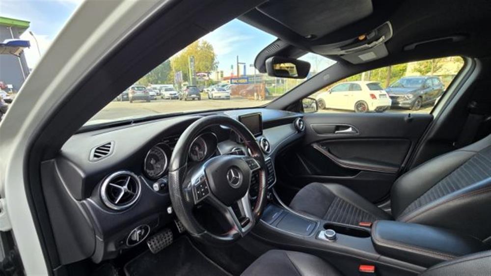 GLA 200 GLA 200 CDI Automatic Premiu